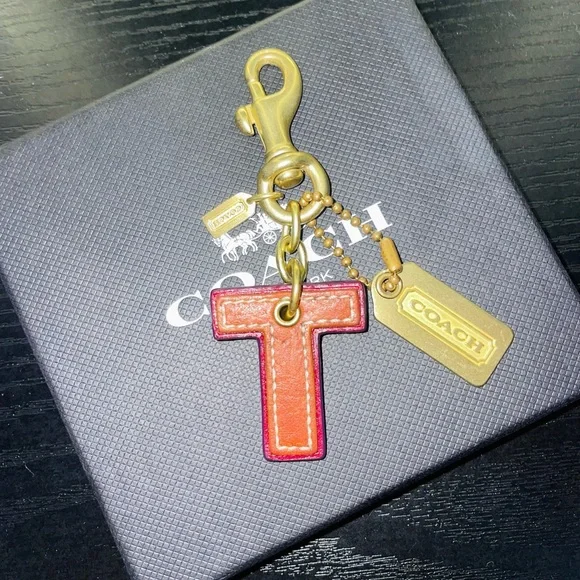 Coach Collector’s Letter "T" Charm - Two-Tone Saddle/Purple w/ two gold hangtags - Picture 2 of 9